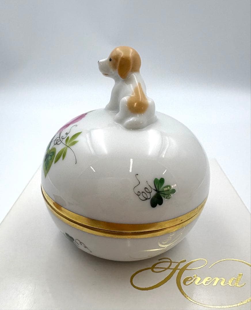 未使用保管品　ヘレンド ウィーンの薔薇　犬　ミニ　小物入れ ボンボニエール　箱付