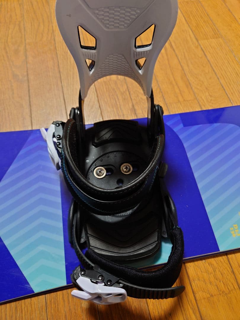 美品　FLUX D1J 136cm スノーボード　キッズ　ジュニア