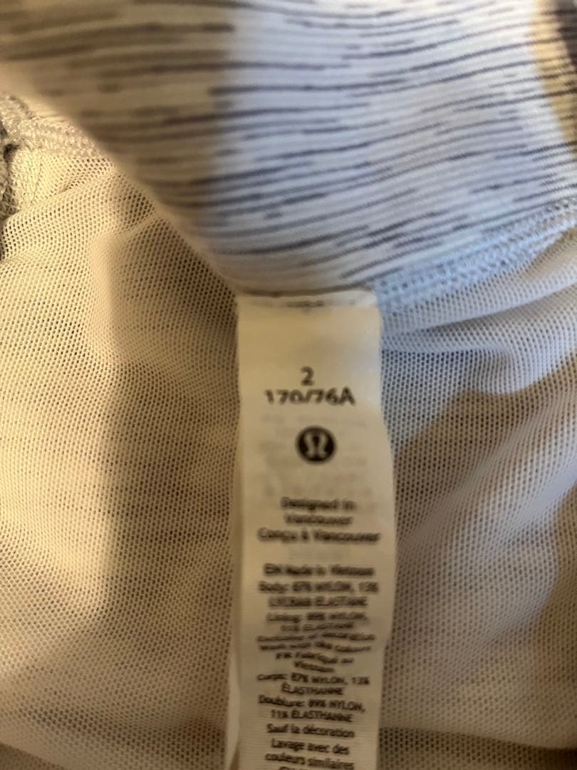 Lululemon Define フード無し　サイズ2