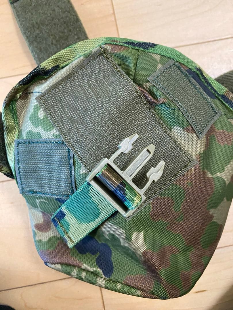 陸上自衛隊 精巧複製品　水筒覆い　戦闘水筒　水陸機動団　複製　陸自迷彩