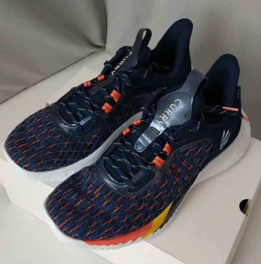 ＃UNDER ARMOUR curry9 28.5cm US10.5